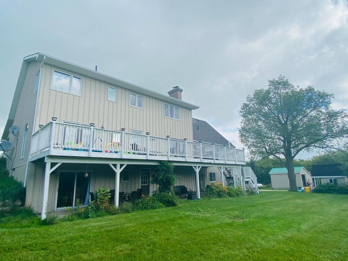 The Glen Huron Inn Duntroon Dış mekan fotoğraf